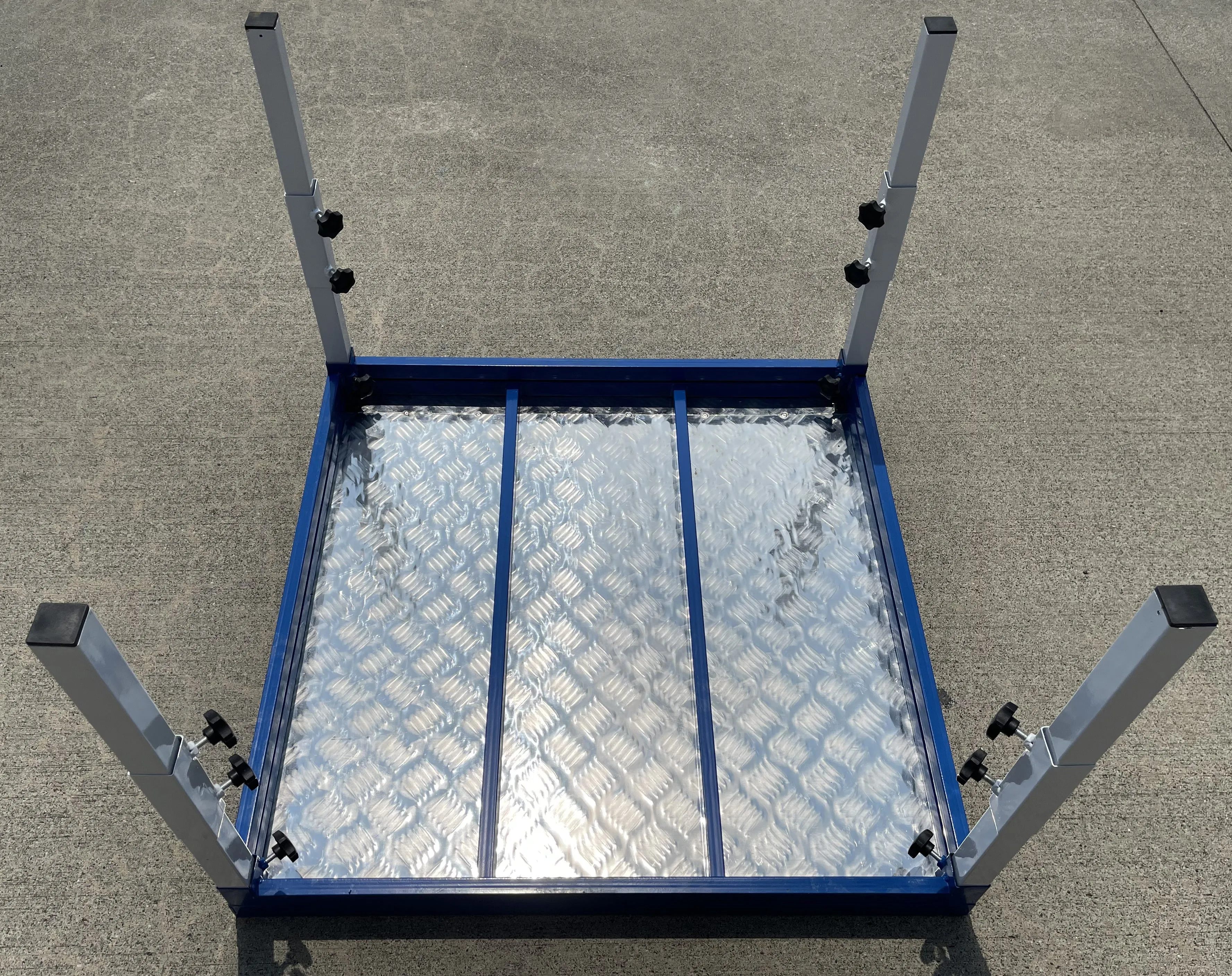 35" Pause Table with Rubber Surface (Obedience Training Platform)