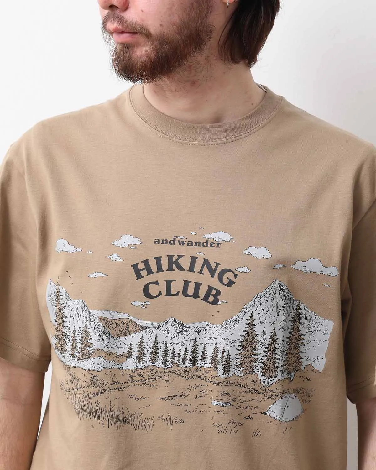 HIKING CLUB T