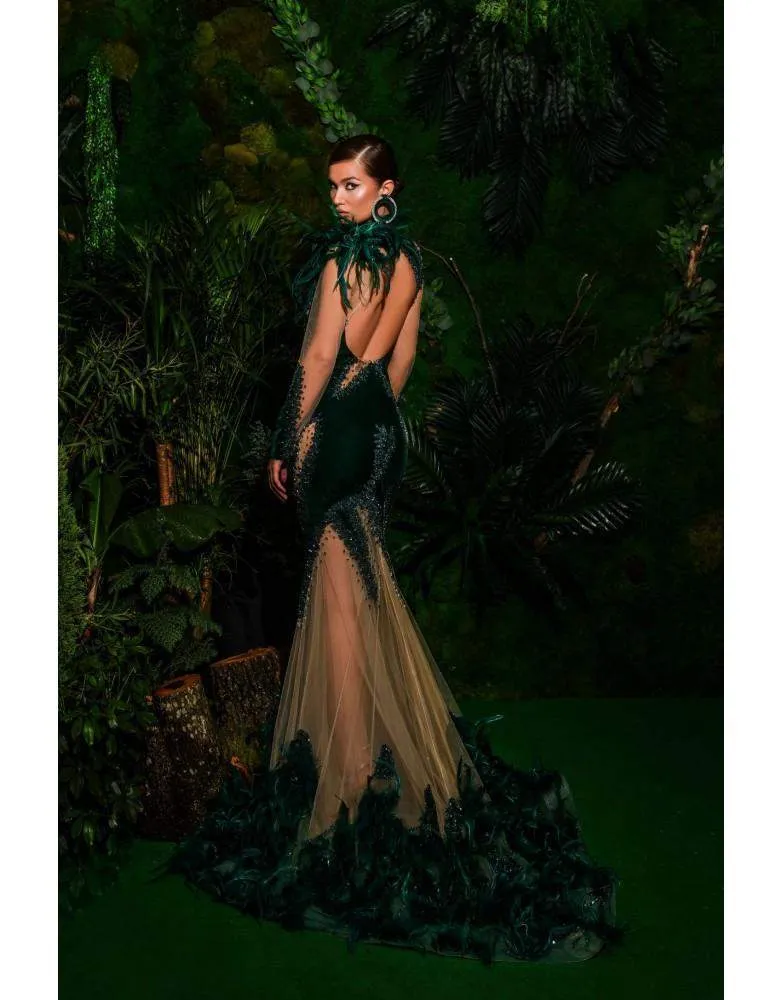 Luxury Dark Green Evening Gown with Lace