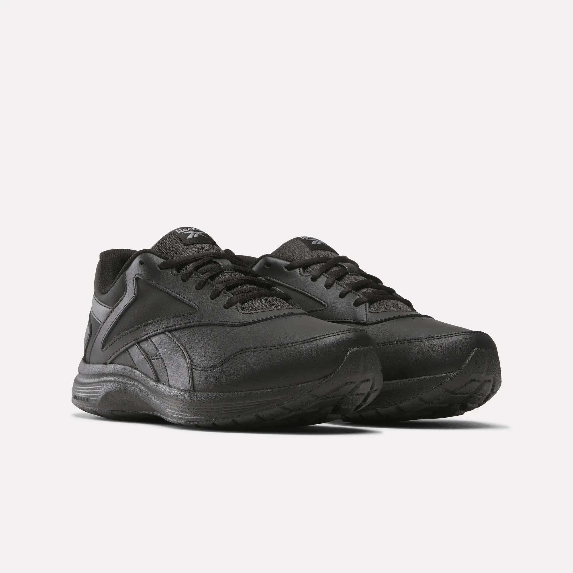 Men's Walk Ultra 7 DMX Max Wide 4E Shoes